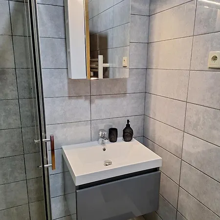 Le Petit Plaisir Des Caves דירה