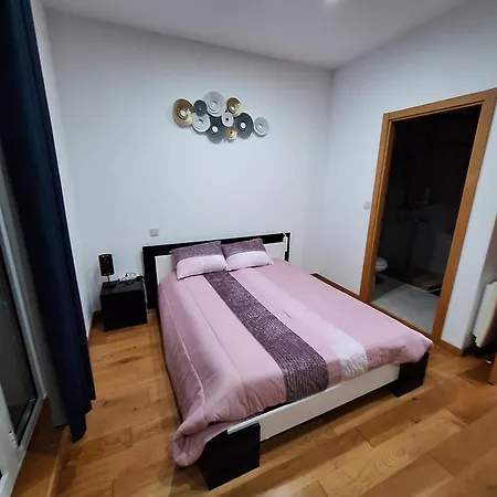 דירה Le Petit Plaisir Des Caves Dormans