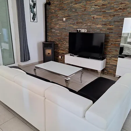 Le Petit Plaisir Des Caves דירה *